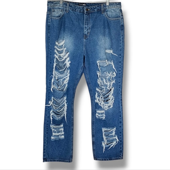 Fashion Nova Denim - Fashion Nova Destroyed Skinny Jeans Size 14 Medium Wash Structured Cotton
